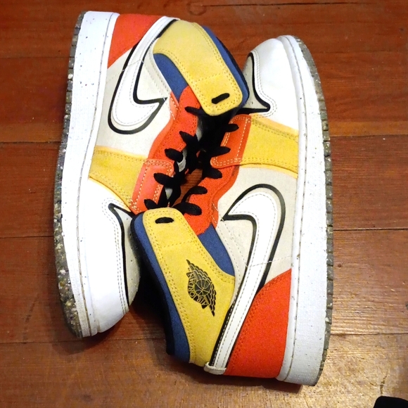 AIR JORDAN 1 MID SE GS 'MULTI-COLOR-CANVAS' SZ 6.5Y OR WOMEN'S 8 - Picture 6 of 8
